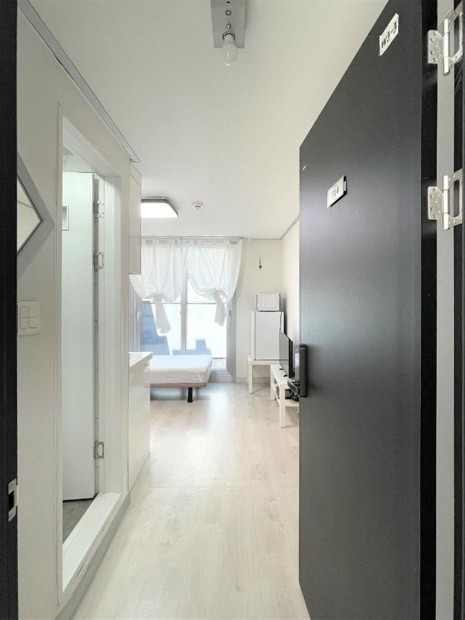 W Premium Guesthouse Incheon Airport Exterior photo