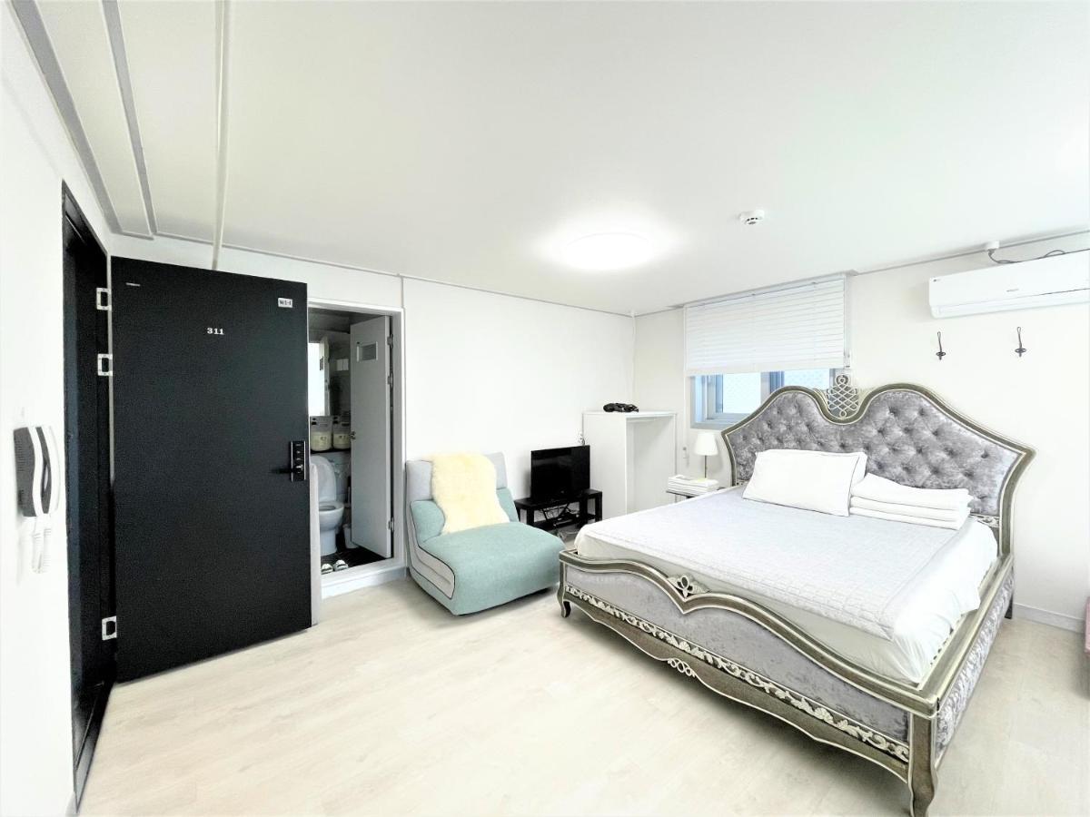 W Premium Guesthouse Incheon Airport Exterior photo