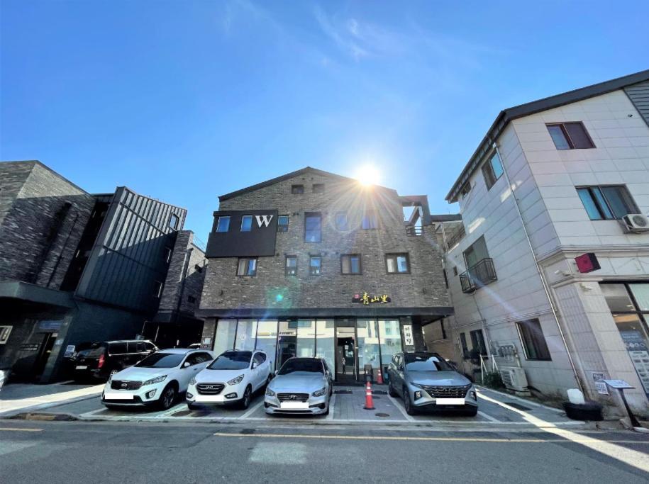 W Premium Guesthouse Incheon Airport Exterior photo