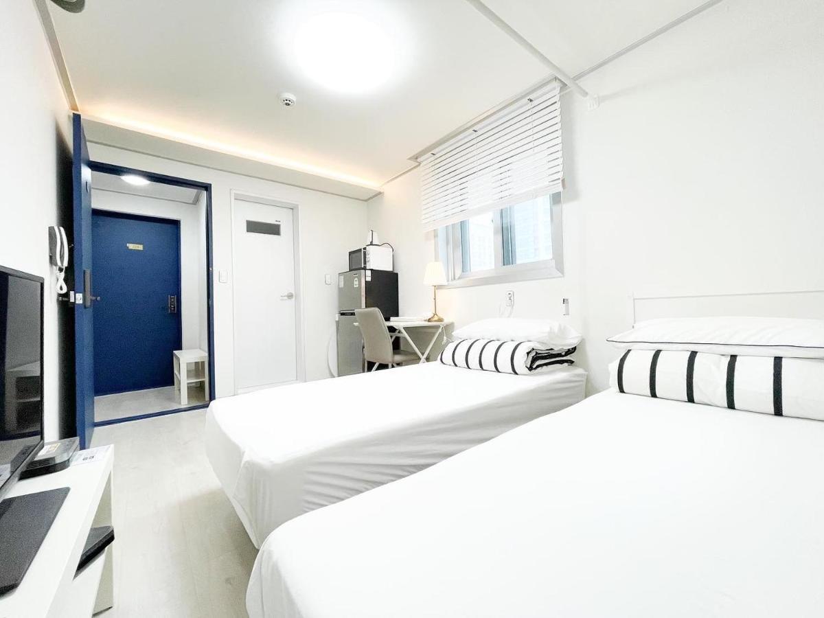 W Premium Guesthouse Incheon Airport Exterior photo