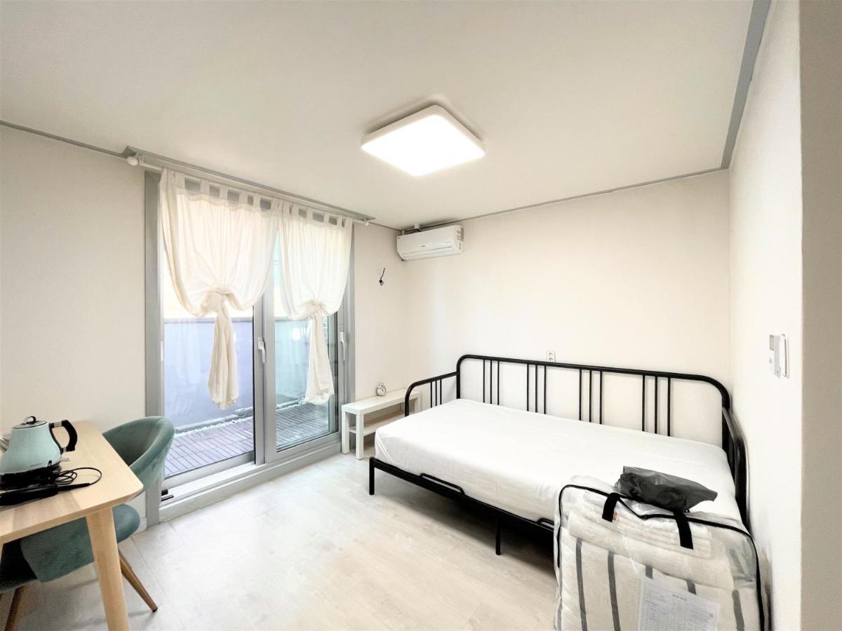 W Premium Guesthouse Incheon Airport Exterior photo