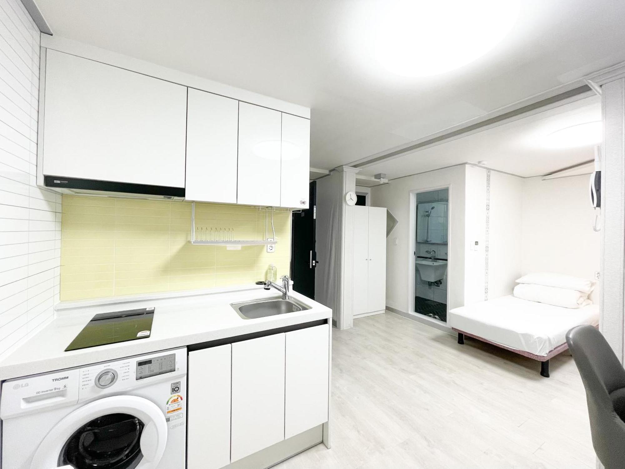 W Premium Guesthouse Incheon Airport Exterior photo